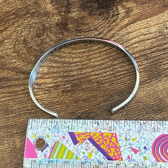 Cuff bracelet/ with arrow and inscription - Picture 3 of 7